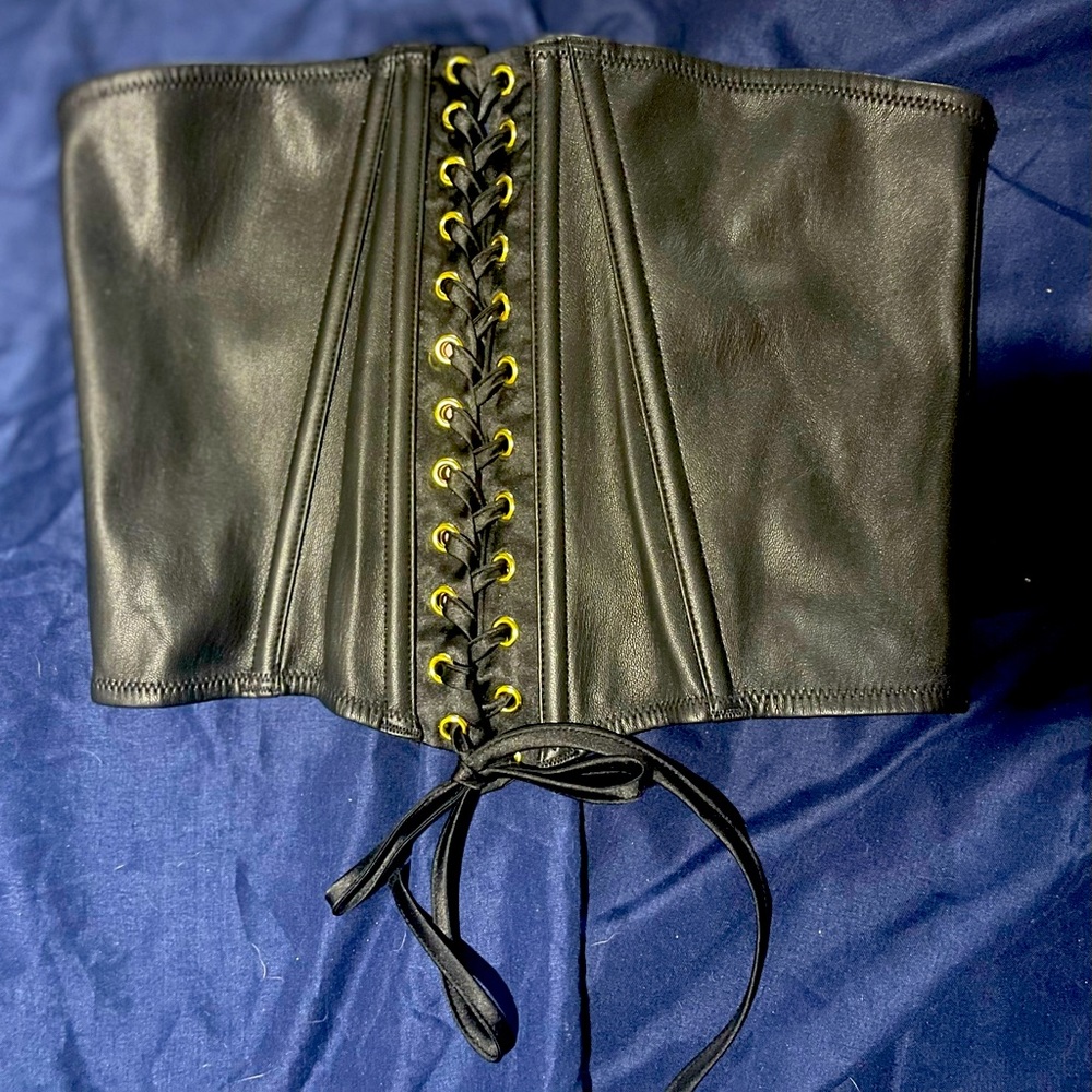 Victoria Secret Wispie Corset